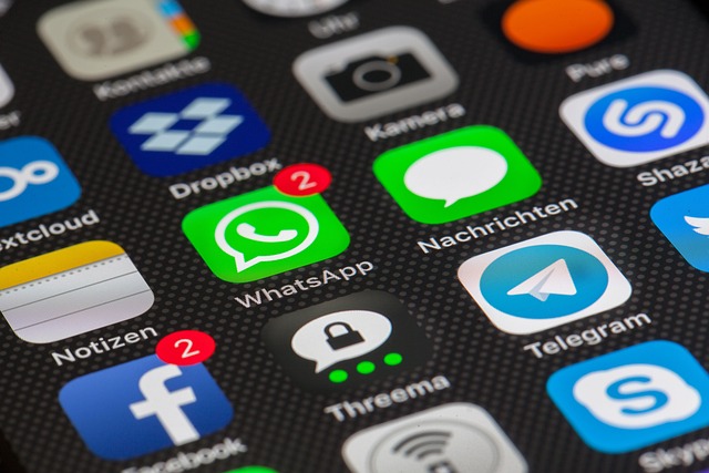 Pourquoi faire appel à une agence médias en 2025 pour booster sa visibilité ?